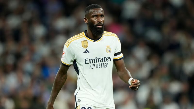 Nhưng tại Real Madrid thì Rudiger lại gần như không còn là chính mình Nhưng tại Real Madrid thì Rudiger lại gần như không còn là chính mình