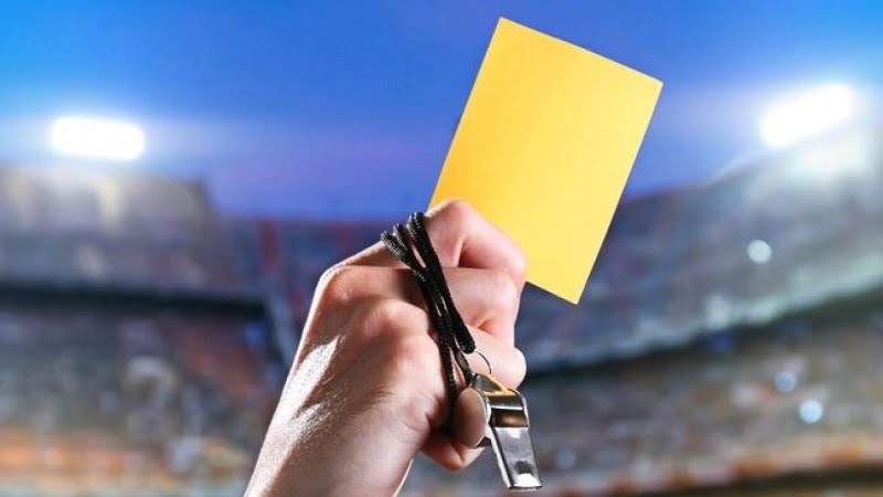 Thẻ vàng trong bóng đá là gì? Thẻ vàng trong bóng đá là gì?