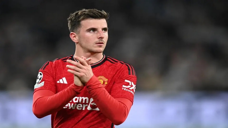Mason Mount cũng là cái tên ấn tượng đốn tim fan nữ