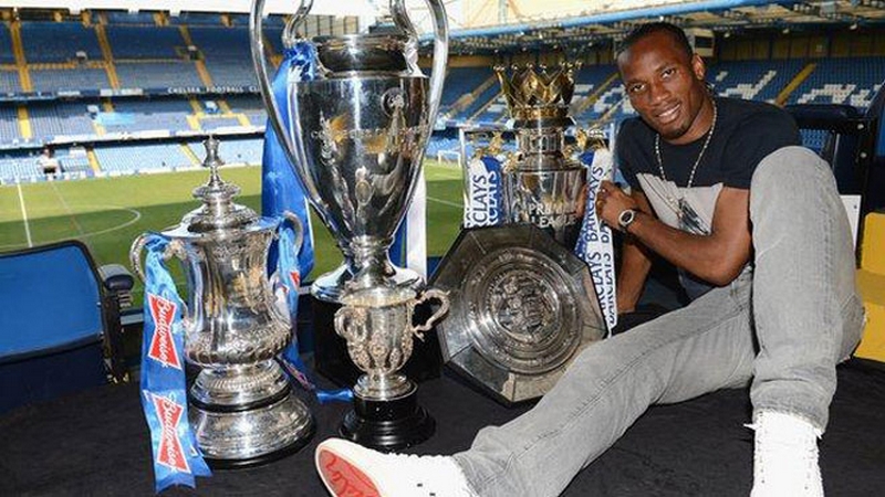 Cầu thủ Drogba đã giành được mọi danh hiệu ấn tượng trong sự nghiệp của mình Cầu thủ Drogba đã giành được mọi danh hiệu ấn tượng trong sự nghiệp của mình